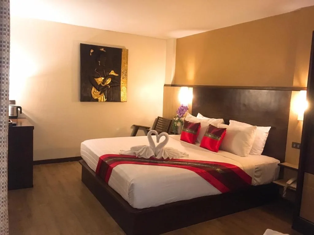 Superior Room with Balcony & Pool View — BB Mantra Boutique Hotel